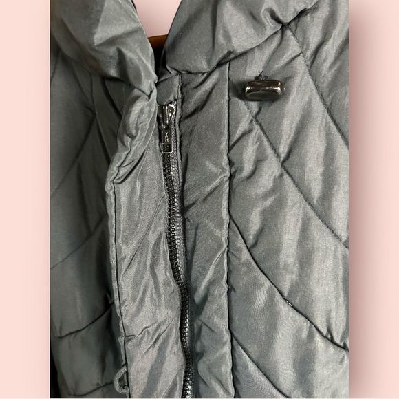 Vintage 70s 80s Women’s Black Long Down Puffer Coat - Picture 10 of 14